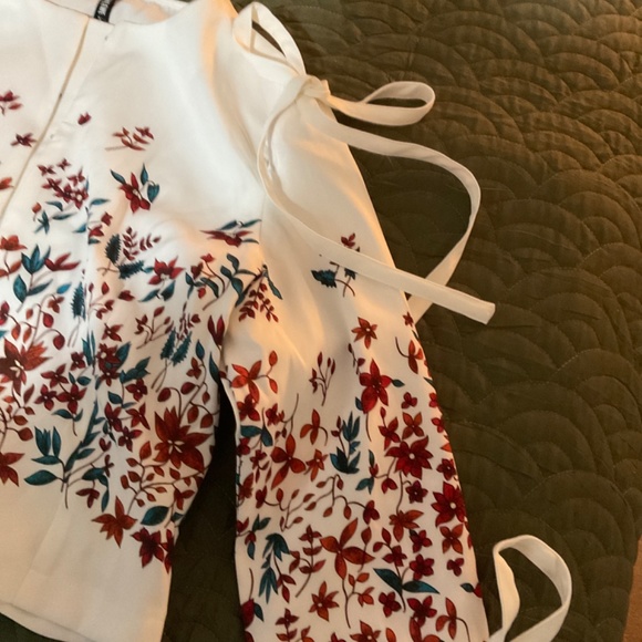 Unique Cute Jacket - Picture 2 of 3